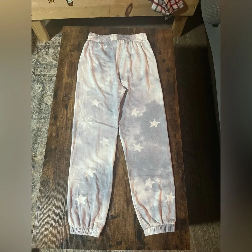 Altar'd State Gray and‎ White Star Casual Lounge Pants